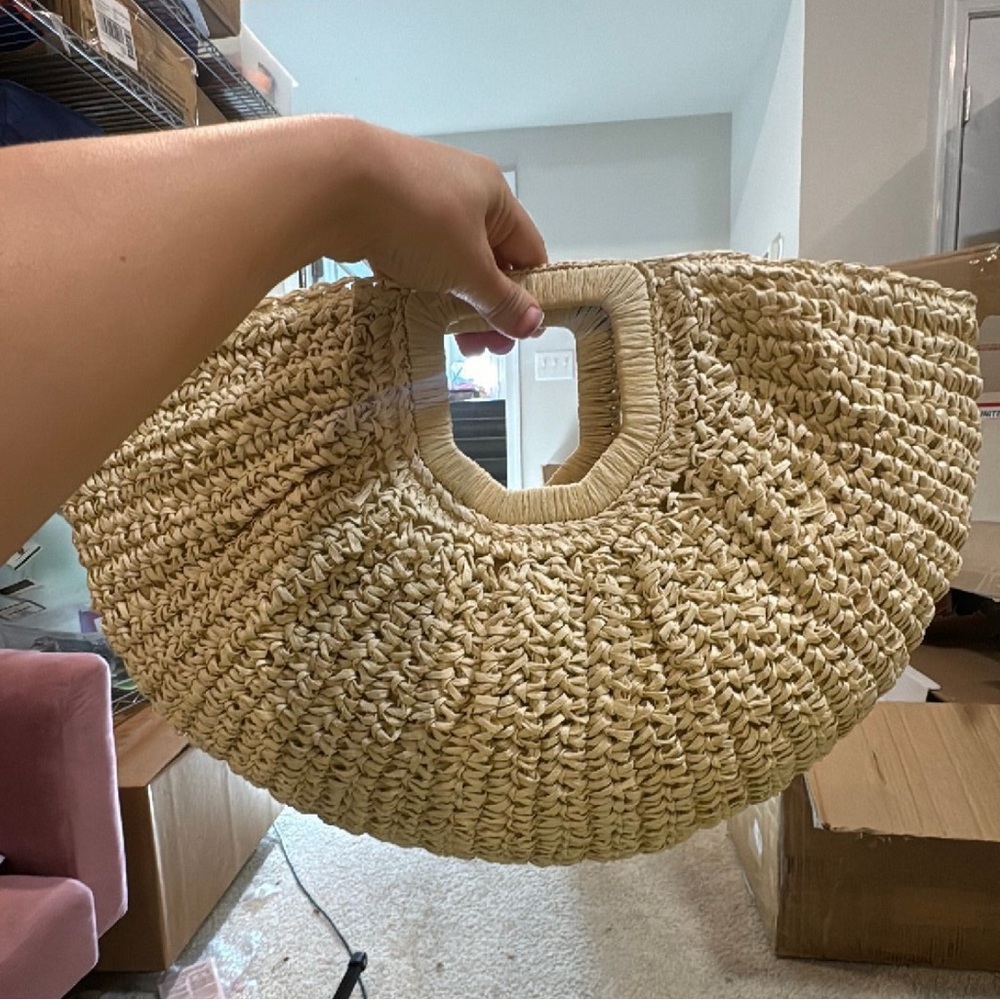 Elegant Tan Woven Handbag